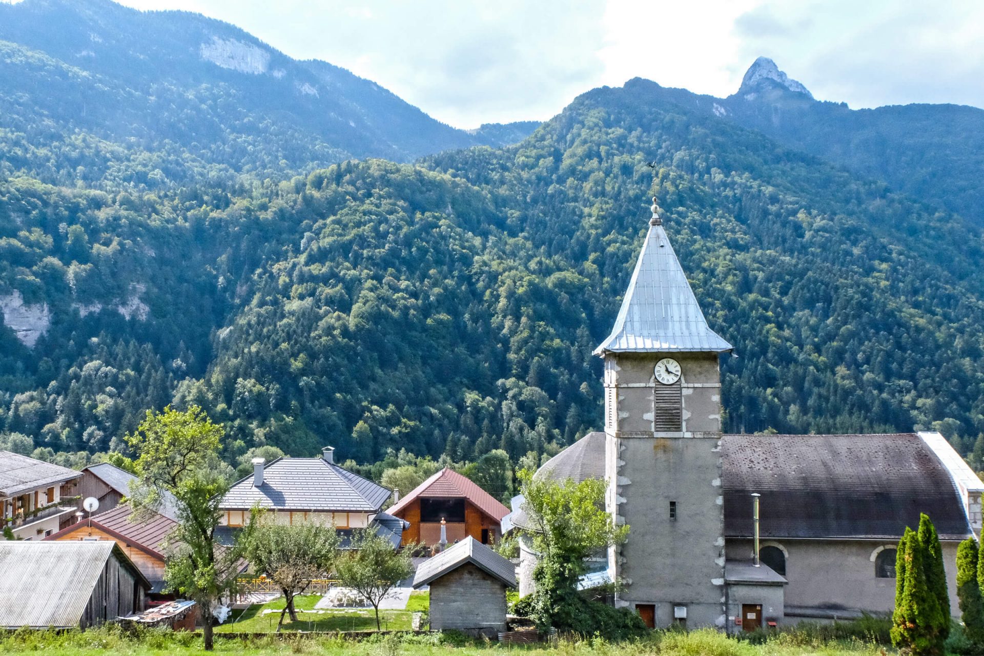 Auberge Des Cascades La Balme De Thuy
