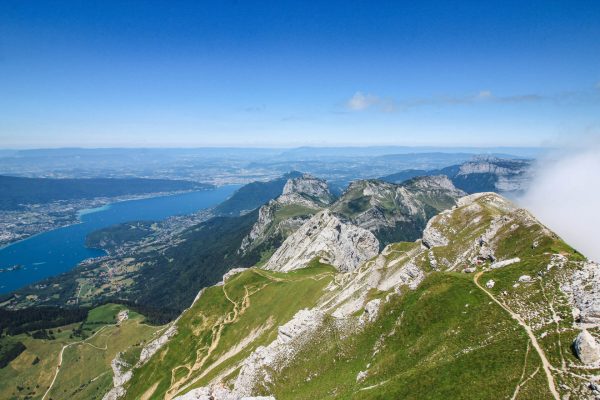 Entre lac & montagnes