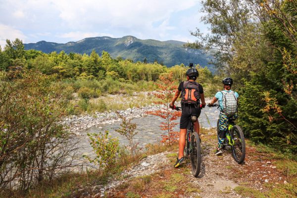 Balade familiale à la Plaine du Fier