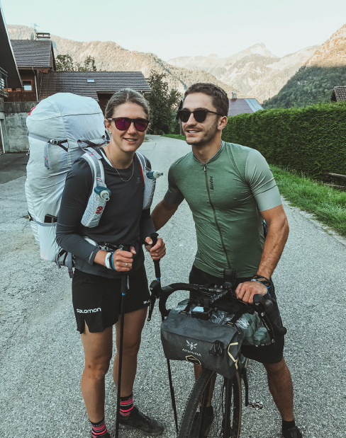 Laurie et Robin départ tour du mont blanc vélo et parapente