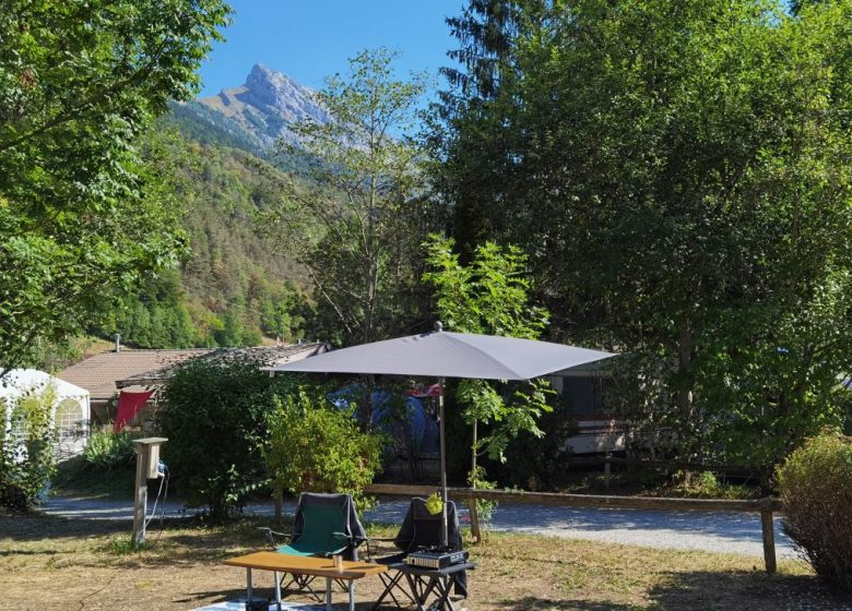 Extérieur camping le Lachat