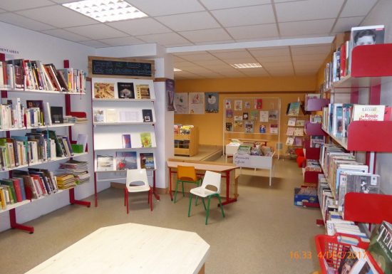 Bibliothèque les Villards-Sur-Thônes