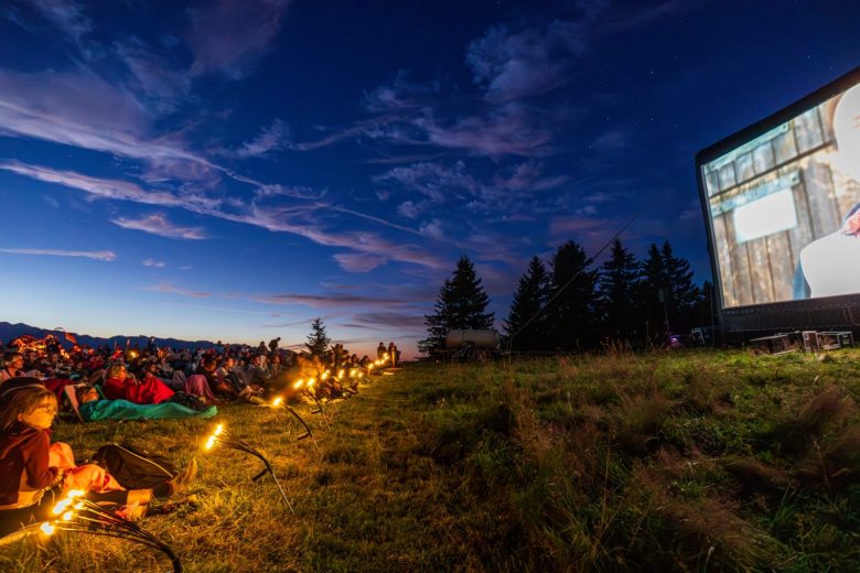 Montagne Expérience : cinéma à la belle étoile au plateau de Beauregard_Les Villards-sur-Thônes