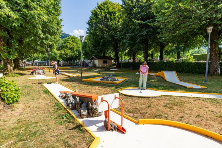 Mini-golf_Thônes