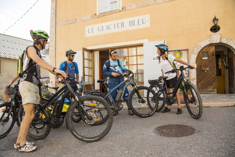 Autour du lac d’Annecy en VAE_Thônes