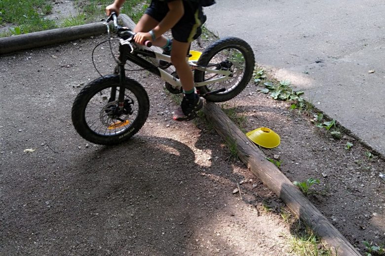 VTT : cours pour les 5-6 ans et les 7-8 ans_Thônes