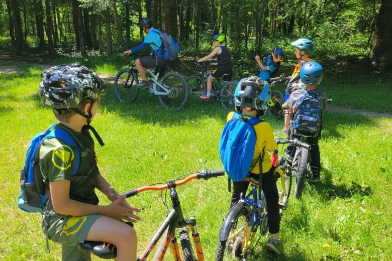 VTT : cours pour les 5-6 ans et les 7-8 ans_Thônes