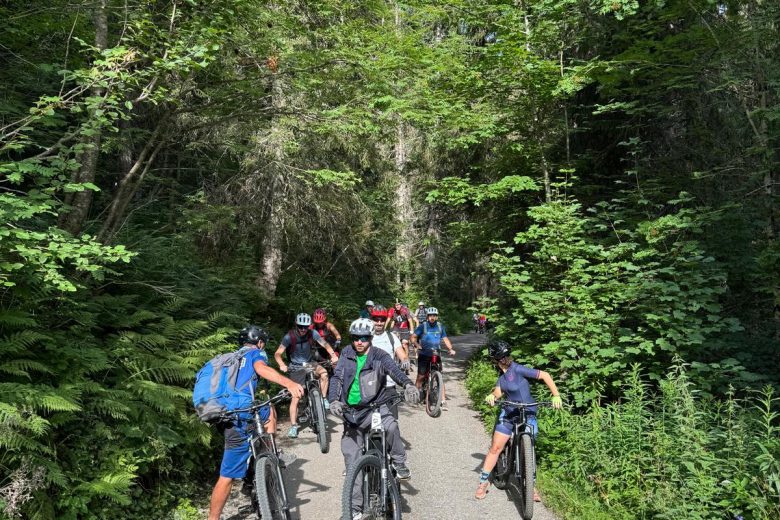 VTT électrique découverte : le balcon des Aravis_Le Grand-Bornand